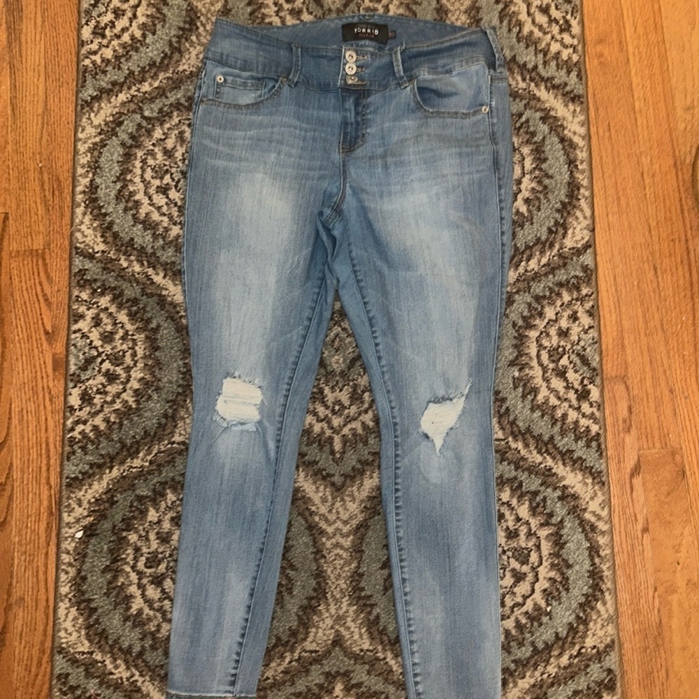 Torrid jeans in a size 14 regular.